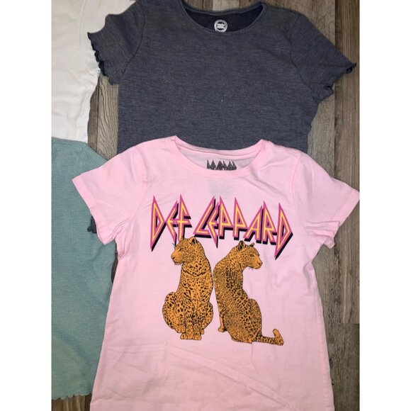 Lot Of 6 Graphic Tee Shirts kids 10/12 Def Leppard Rilakkuma Messy Hair Dont Car - Picture 4 of 4